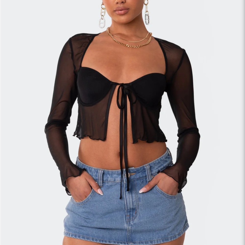 Edikted tie front cupped mesh top